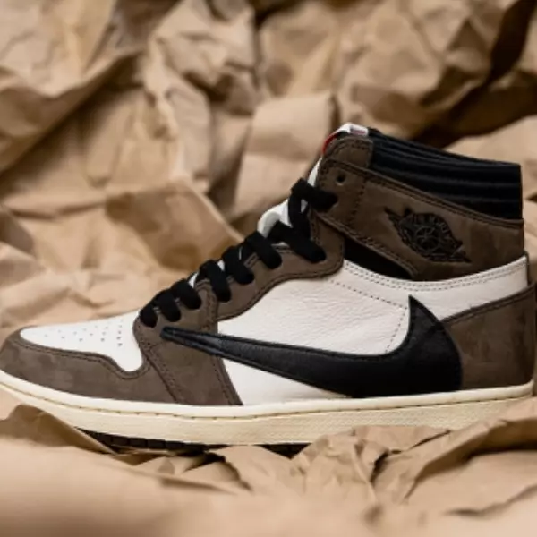 NBA 鞋頭都穿這幾雙！倒鉤、Off-White、Yeezy「破萬神鞋」他們都踩在腳下！
