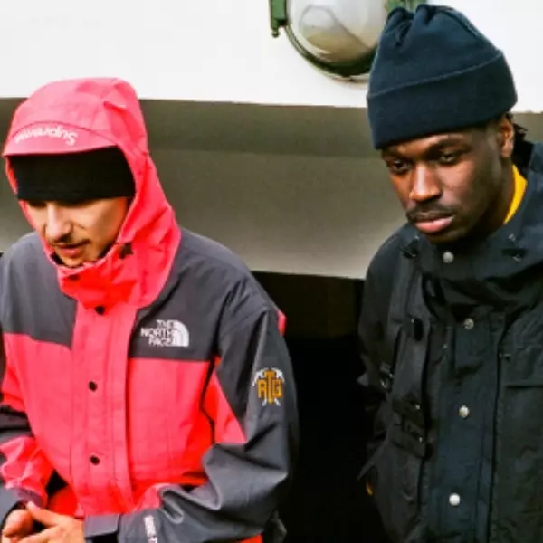 沒有一件還敢說自己走跳潮流圈？Supreme x The North Face 本週釋出，這件「1+1 單品」才是重點！