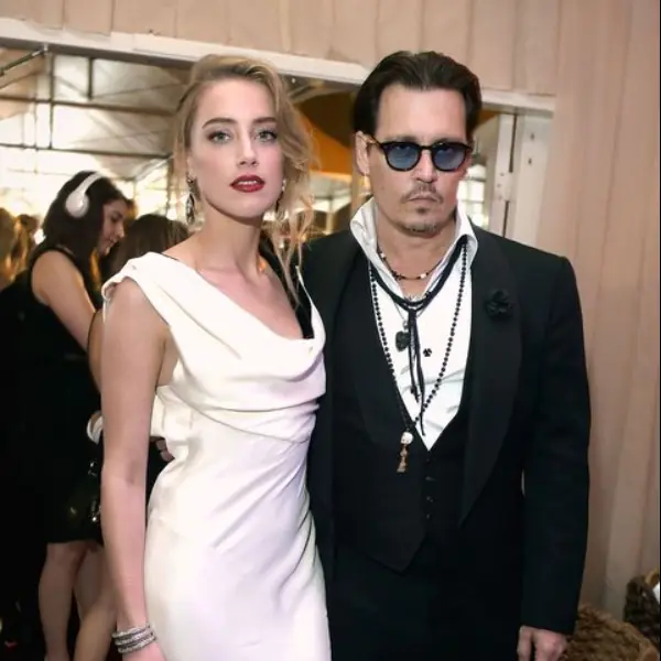 前助理指控 Amber Heard 是真正惡霸，刻意勾引強尼戴普又暗諷「我在約會一個糟老頭」！