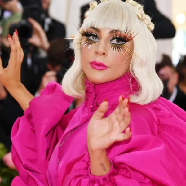 誰說與你無關？CHANEL 關工廠、時尚奧斯卡 Met Gala 暫停⋯盤點新冠病毒對時尚圈的 13 個影響！