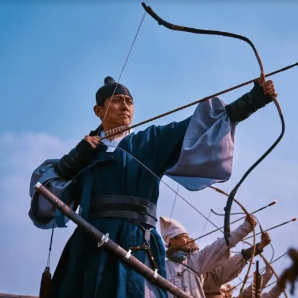 《李屍朝鮮》真的改名了！Netflix 公布最新中譯片名，網友崩潰：「感覺變不好看了⋯」
