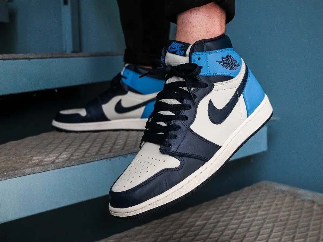 修但幾勒！國外鞋迷被撞斷腿也誓死捍衛 Air Jordan 1，大喊：「拜託！不要把我下面都剪掉！」