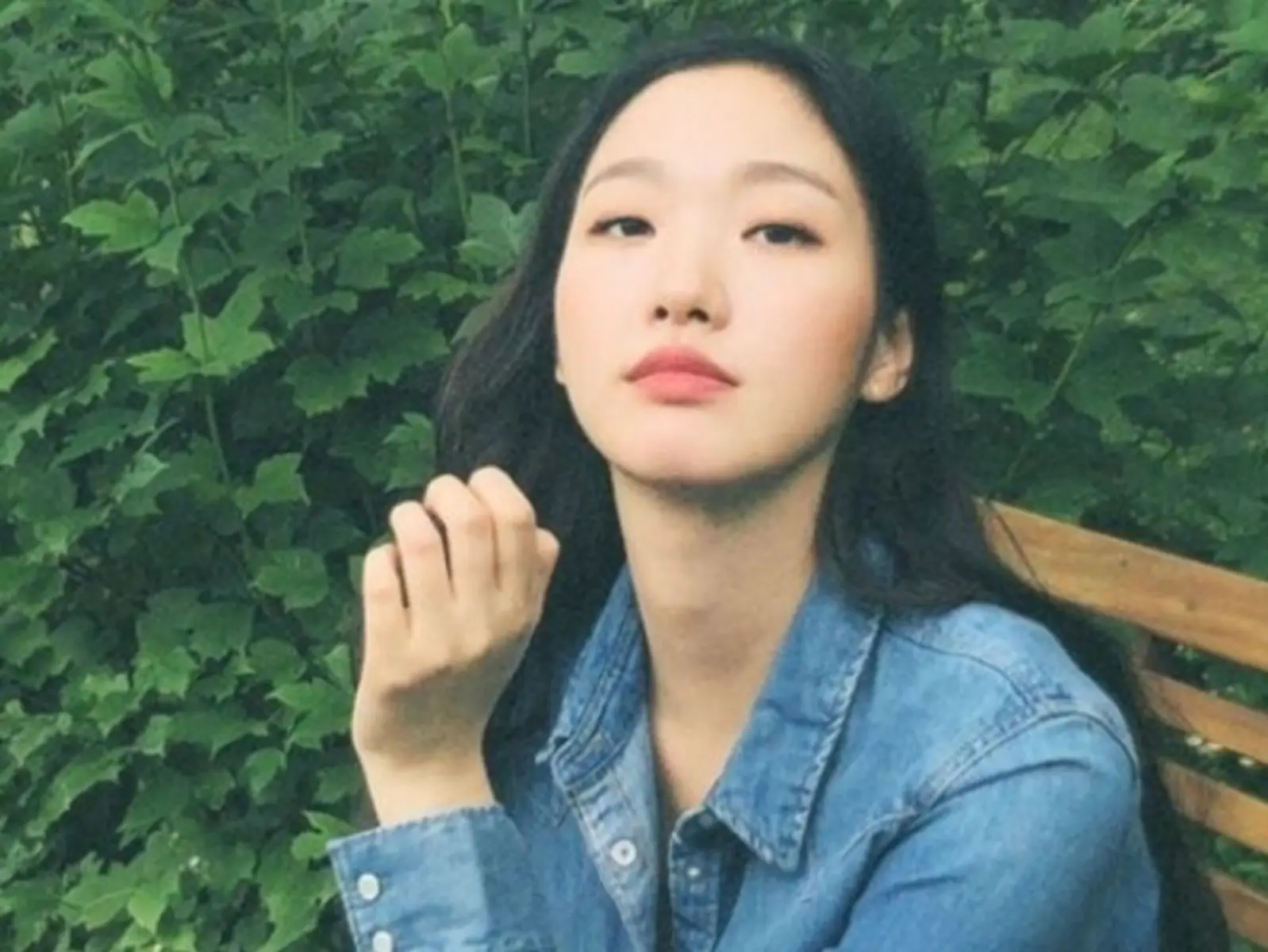 《小女子》金高銀私底下超會穿！3 招「襯衫百搭術」從此擺脫俗氣路人樣！