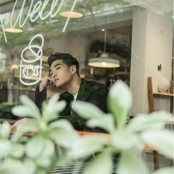 專訪 / 不想只當暖男，那想當什麼？周興哲：「我想當一個正能量的角色代表，希望大家從我的歌找到熱情！」