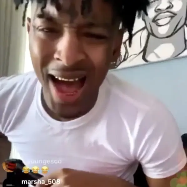 施主，你還是饒舌吧！ 21 Savage 開直播飆唱 R&B「魔性歌喉」讓人崩潰：比我家的貓叫春還難聽⋯
