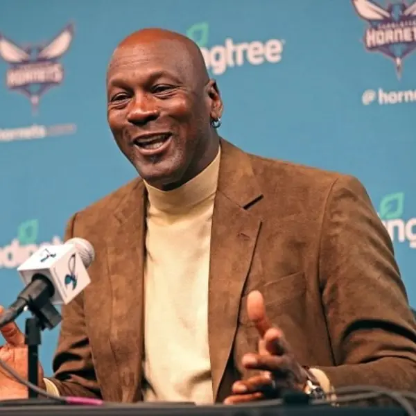 有夠大包！前 NBA 球員回憶菜鳥時期與「籃球之神」打賭，喬丹直接從口袋拿 30 萬零錢！
